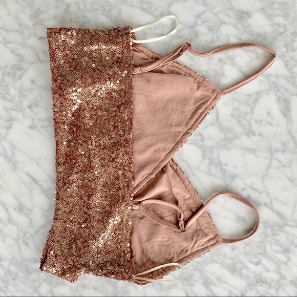 ❗️SALE ❗️Rose Gold Sequin Top - Picture 4 of 4